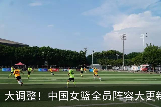 大调整！中国女篮全员阵容大更新，2米26新星横空出世冲击世界杯